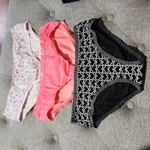 Victoria's secret cotton underwear panties size MEDIUM